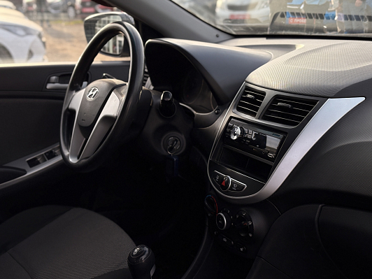 Hyundai Solaris Optima, 2012 года, пробег 197641 км