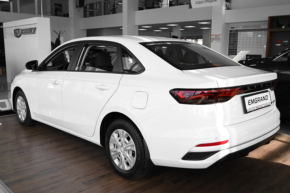 Geely Emgrand Comfort, белый