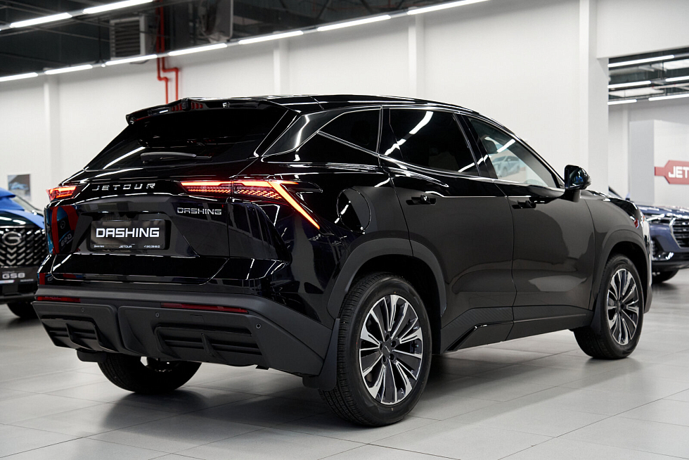 JETOUR DASHING Премиум, черный