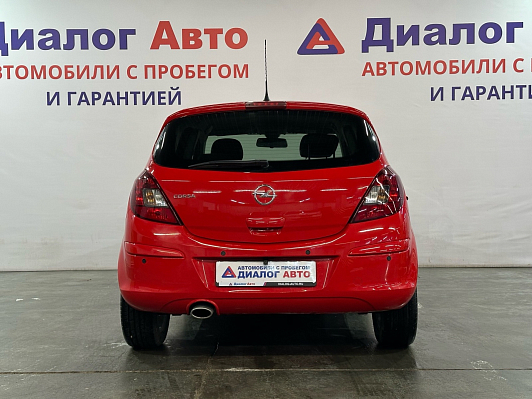 Opel Corsa Color Edition, 2014 года, пробег 87000 км