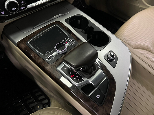 Audi Q7 Business, 2018 года, пробег 164946 км