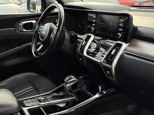 Kia Sorento Luxe, 2022 года, пробег 128760 км