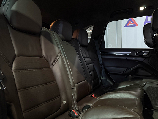 Porsche Cayenne S Tiptronic, 2011 года, пробег 250600 км