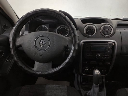 Renault Duster Expression, 2013 года, пробег 226926 км