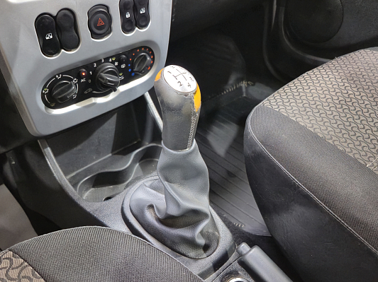 Renault Logan Prestige, 2014 года, пробег 174975 км