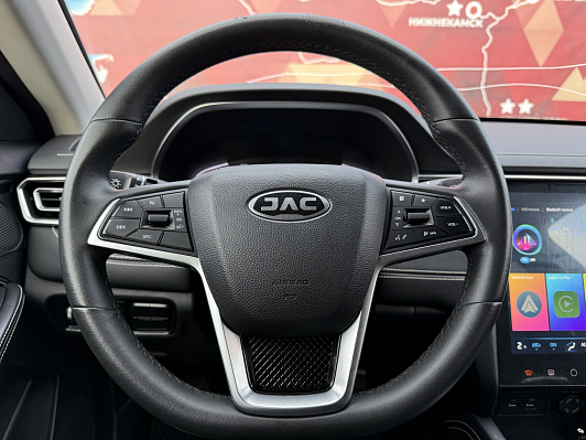 JAC J7 Tech, 2022 года, пробег 50000 км
