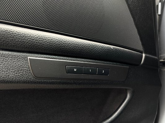 BMW 5 серии, 2013 года, пробег 259279 км