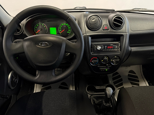Lada (ВАЗ) Granta, 2015 года, пробег 95500 км