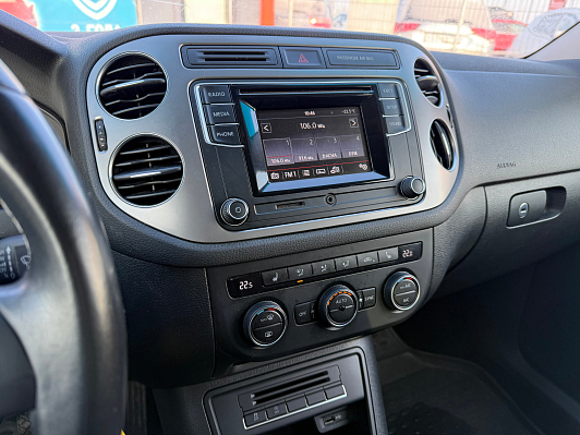 Volkswagen Tiguan, 2016 года, пробег 117000 км