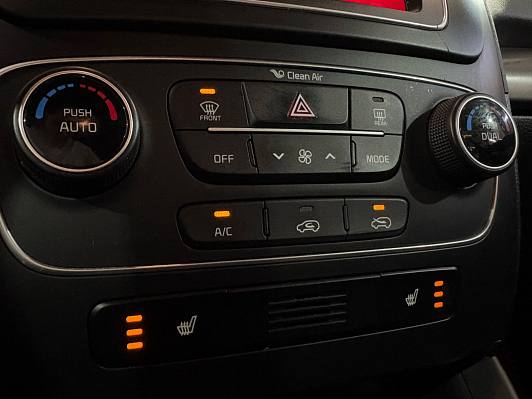 Kia Sorento New Comfort (2015), 2013 года, пробег 131000 км