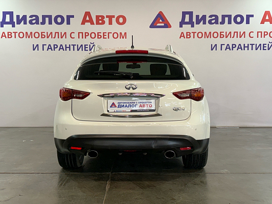 Infiniti QX70 Elegance, 2016 года, пробег 160258 км