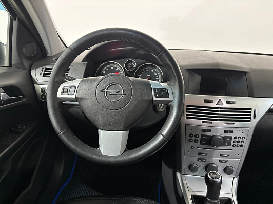 Opel Astra Enjoy, 2011 года, пробег 167072 км