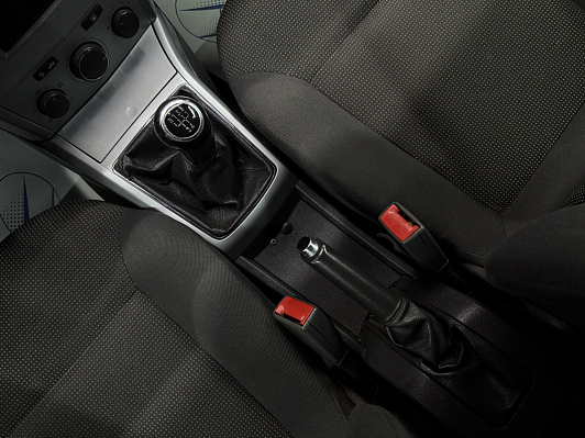 Opel Astra Enjoy, 2011 года, пробег 154107 км