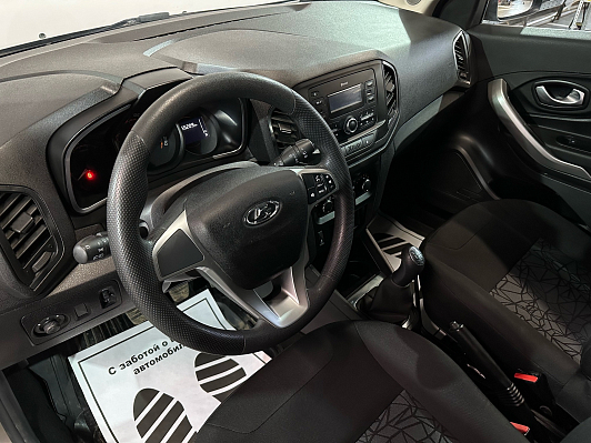 Lada (ВАЗ) XRAY Comfort, 2019 года, пробег 65000 км