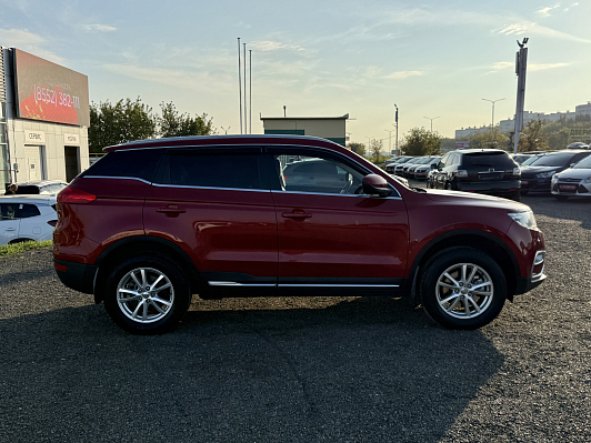 Geely Atlas Luxury, 2021 года, пробег 72792 км
