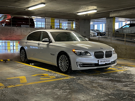 BMW 7 серии, 2013 года, пробег 156000 км