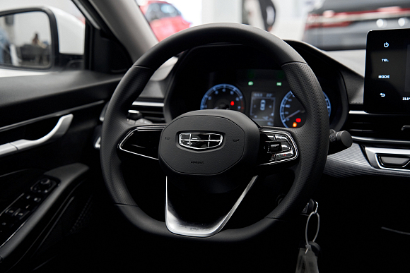 Geely Emgrand Comfort, белый