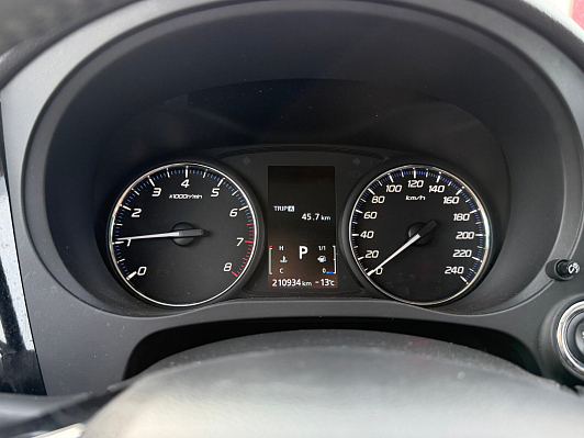 Mitsubishi Outlander Intense, 2016 года, пробег 210921 км