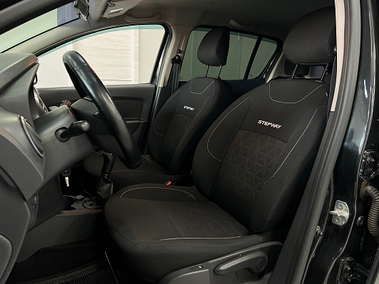 Renault Sandero Privilege, 2017 года, пробег 95835 км