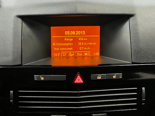 Opel Astra, 2012 года, пробег 190000 км