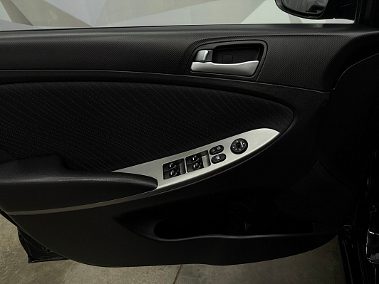 Hyundai Solaris Elegance, 2016 года, пробег 174430 км