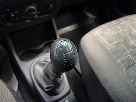 Renault Sandero Authentique, 2012 года, пробег 241245 км