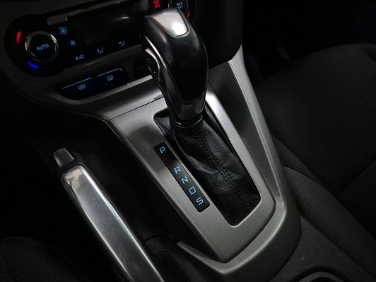 Ford Focus SYNC Edition, 2012 года, пробег 214280 км