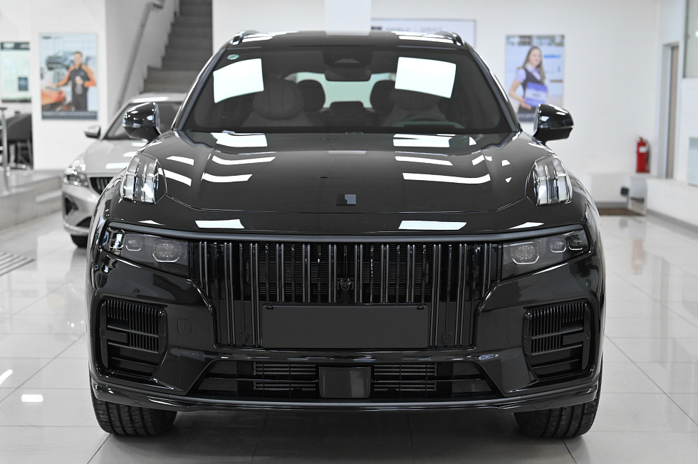 Nordcross 001 Ultra, черный