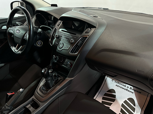 Ford Focus SYNC Edition, 2015 года, пробег 101000 км