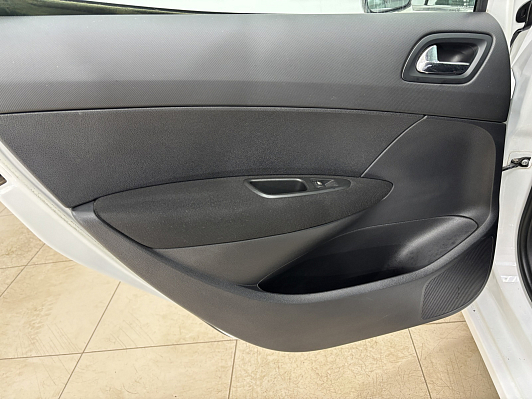 Peugeot 308 Premium Pack, 2010 года, пробег 200153 км