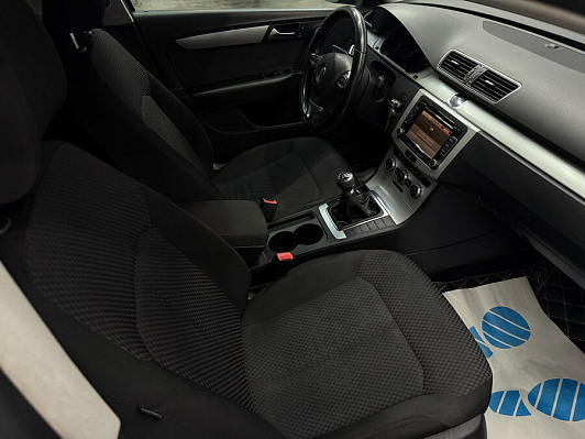 Volkswagen Passat Trendline, 2012 года, пробег 224259 км