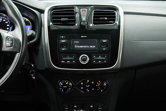 Renault Sandero Privilege, 2017 года, пробег 121000 км