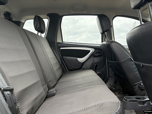Renault Duster Privilege, 2013 года, пробег 203770 км