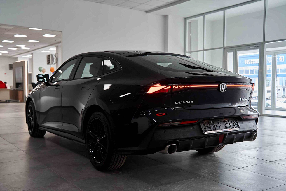 Changan UNI-V Tech, черный