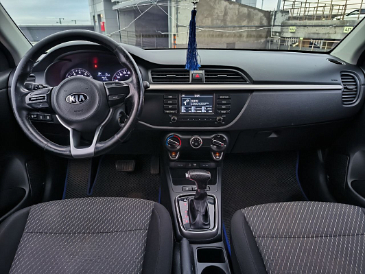 Kia Rio Comfort, 2017 года, пробег 100000 км