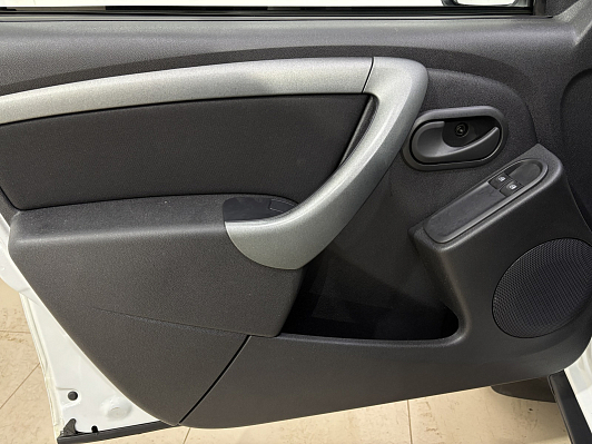Renault Duster Life, 2020 года, пробег 83680 км
