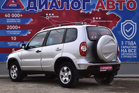 Chevrolet Niva GLC, 2012 года, пробег 145500 км