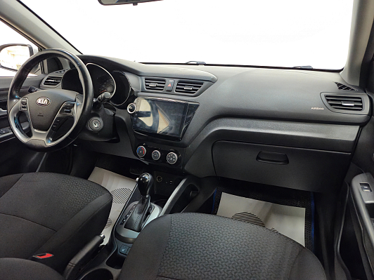 Kia Rio, 2017 года, пробег 130252 км