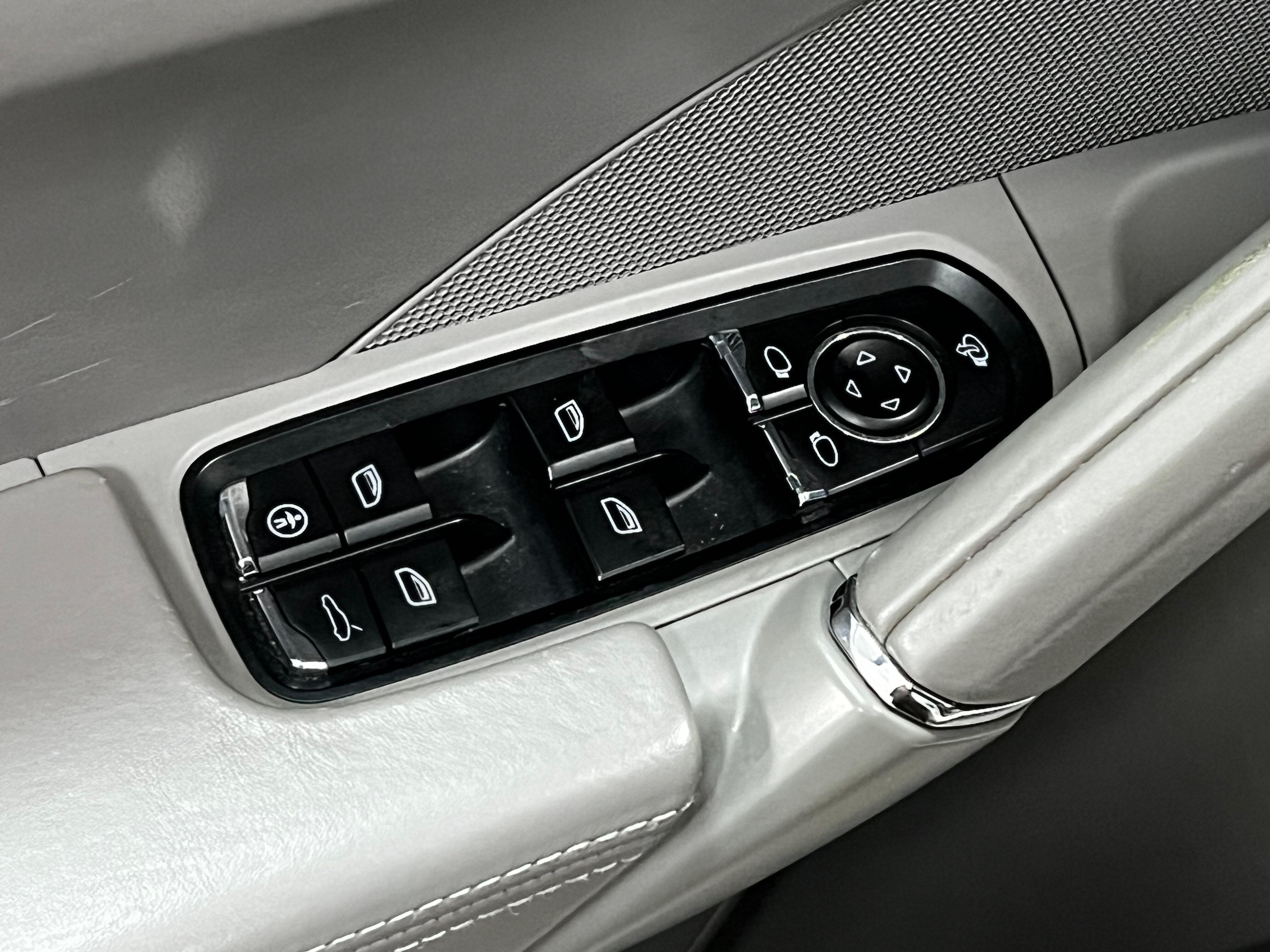 Porsche Cayenne, 2010 года, пробег 182509 км