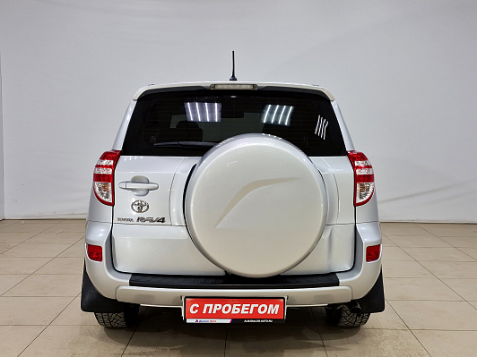 Toyota RAV4, 2011 года, пробег 137509 км