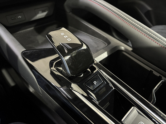 Geely Coolray Luxury, 2023 года, пробег 40426 км
