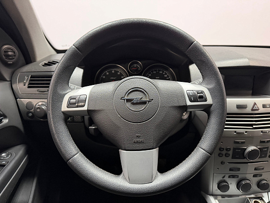 Opel Astra, 2012 года, пробег 157391 км