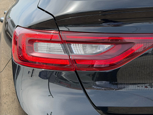 Renault Talisman, 2018 года, пробег 216000 км