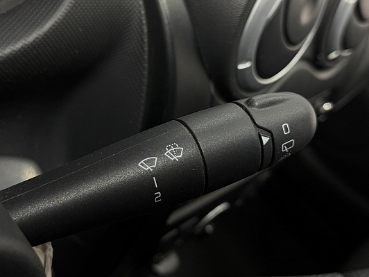 Lada (ВАЗ) Largus Luxe (7 мест), 2019 года, пробег 106000 км