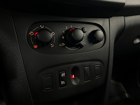 Renault Sandero Stepway Drive, 2018 года, пробег 120000 км