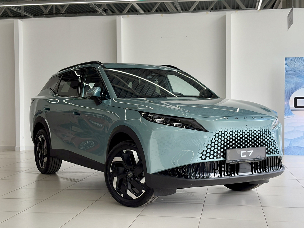 Omoda C7 Drive, зеленый