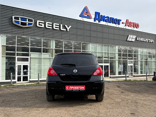 Nissan Tiida, 2008 года, пробег 149000 км