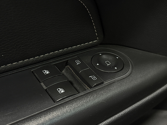 Opel Astra, 2011 года, пробег 233840 км