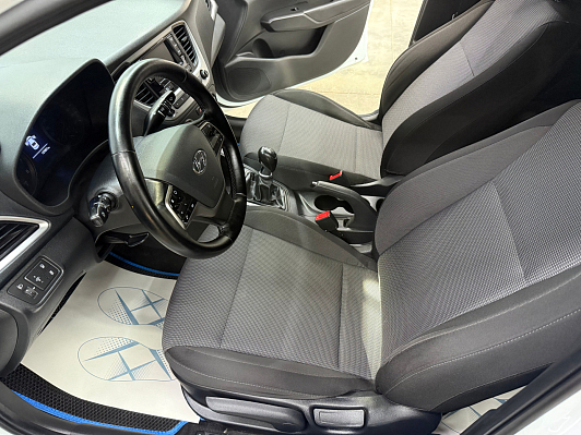 Hyundai Solaris, 2018 года, пробег 137672 км