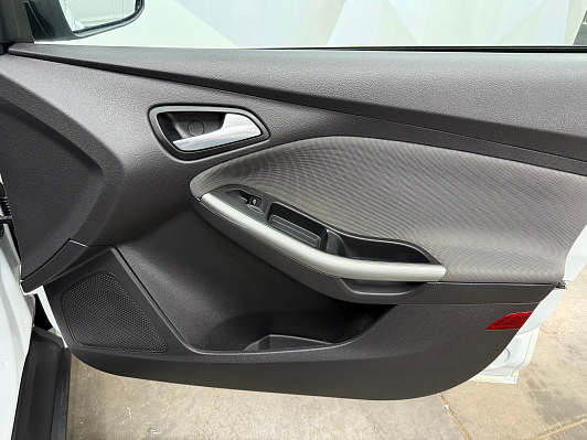 Ford Focus Titanium, 2012 года, пробег 124563 км